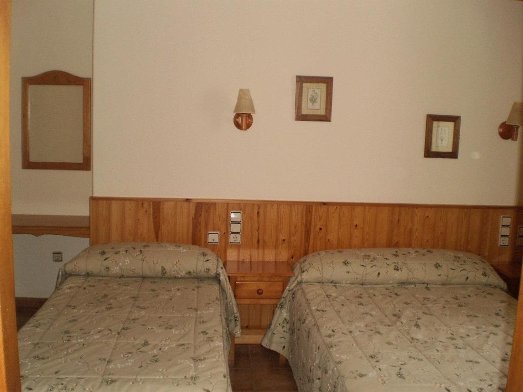 Hostal Pernalle エリル・ラ・バル エクステリア 写真